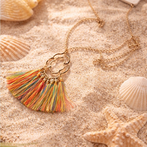 NWT Bohemian Gold Colorful Radiant Fan Necklace vacation-ready Beachy vibes - Picture 4 of 9